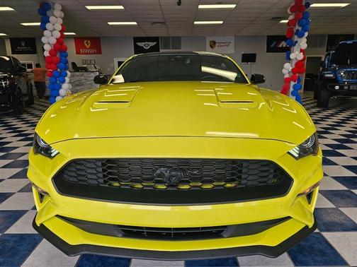 2021 Ford Mustang EcoBoost
