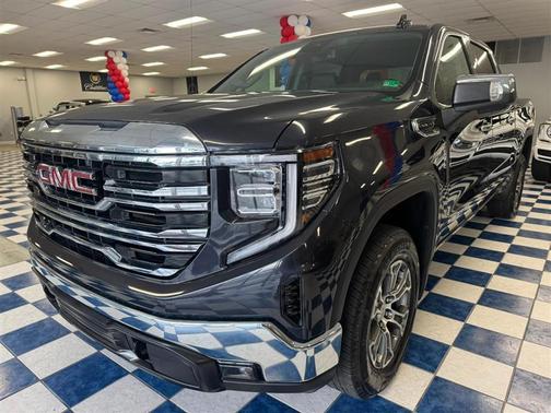 2025 GMC Sierra 1500 SLT