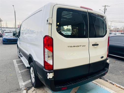 2024 Ford Transit-250 250!!!!!!