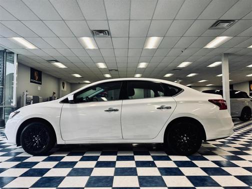 White 2018 Nissan Sentra SV