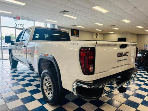 2023 GMC Sierra 3500 Pro