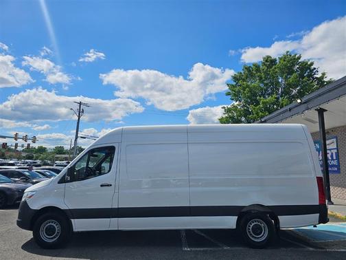 2023 Mercedes-Benz Sprinter 2500