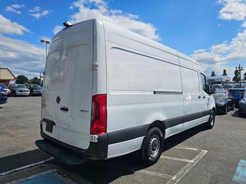 2023 Mercedes-Benz Sprinter 2500