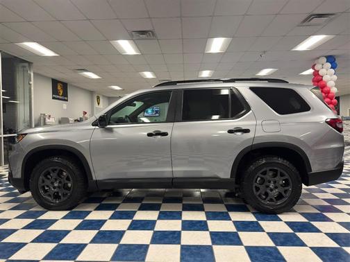 2023 Honda Pilot TrailSport