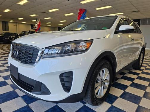 2020 Kia Sorento LX