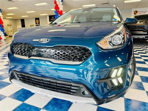 Blue 2020 Kia Niro LXS