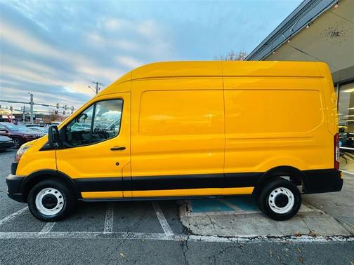 2021 Ford Transit-250 Base