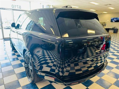 2024 Land Rover Range Rover P400 SE