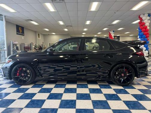 2025 Honda Civic Type R Base