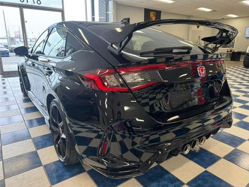 2025 Honda Civic Type R Base