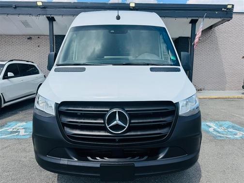 2023 Mercedes-Benz Sprinter 2500 High Roof 4-Cyl Gas
