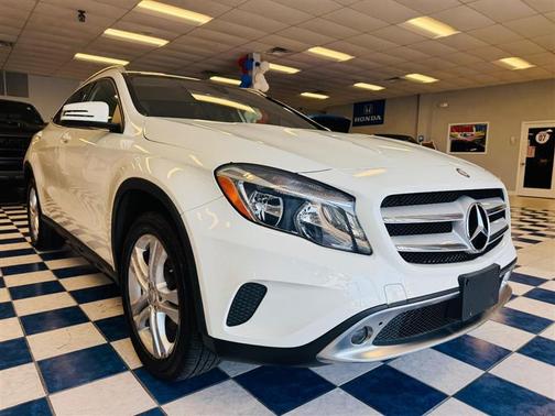 2017 Mercedes-Benz GLA 250 Base 4MATIC