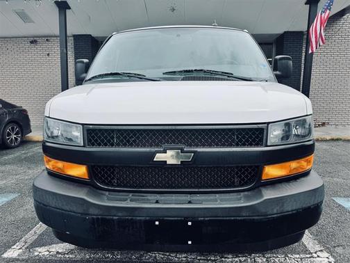 White 2019 Chevrolet Express 2500 Work Van
