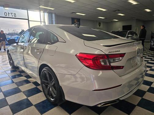 2022 Honda Accord Sport SE