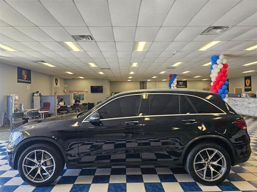 2021 Mercedes-Benz GLC 300 Base 4MATIC