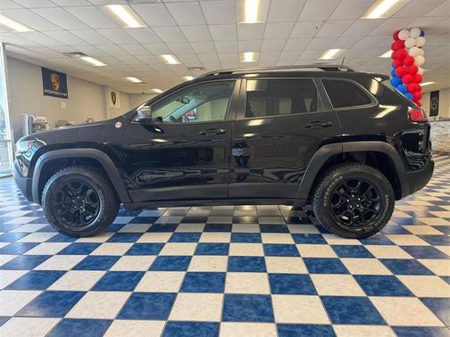 2021 Jeep Cherokee Trailhawk