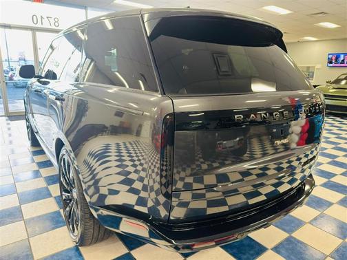 2023 Land Rover Range Rover Autobiography