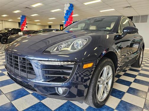 2017 Porsche Macan Base
