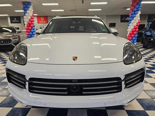 2021 Porsche Cayenne Base