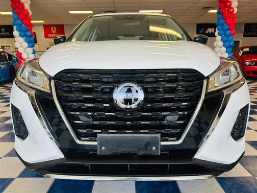 2024 Nissan Kicks S