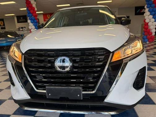 2023 Nissan Kicks S