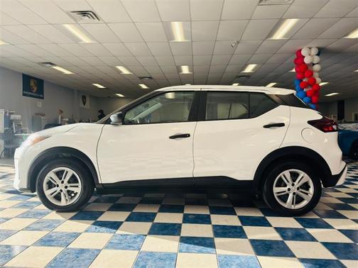 2024 Nissan Kicks S