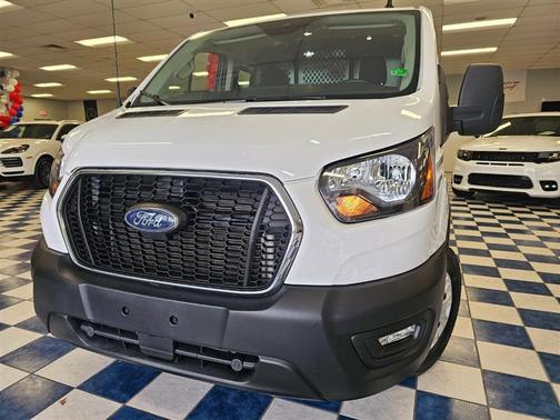 2023 Ford Transit-250