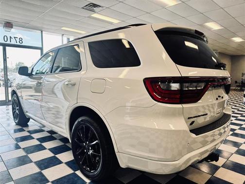 White 2018 Dodge Durango GT