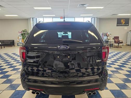 2019 Ford Explorer sport