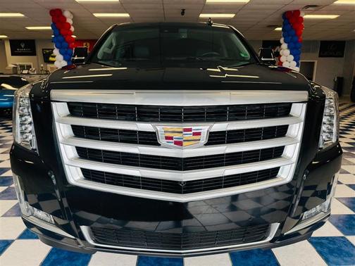 2016 Cadillac Escalade ESV Luxury
