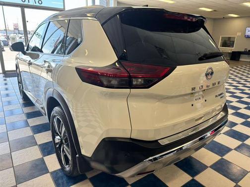 White / Black 2021 Nissan Rogue Platinum