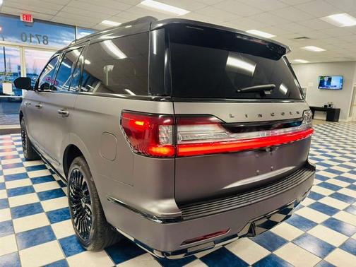 2018 Lincoln Navigator Black Label