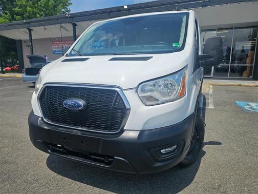 2022 Ford Transit-250 Base