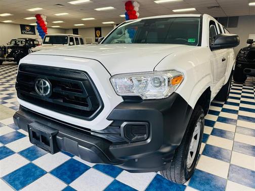 2021 Toyota Tacoma SR/SR5