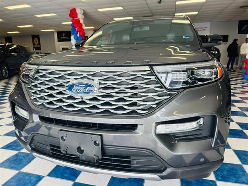 2020 Ford Explorer Platinum