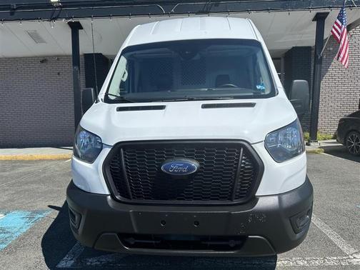 2022 Ford Transit-350 Base