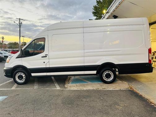 2024 Ford Transit-250 Base