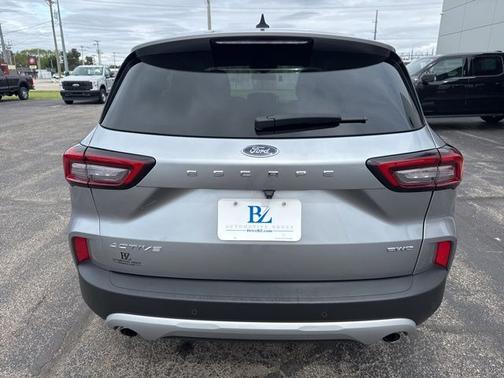 ICONIC SILVER METALLIC 2024 Ford Escape ACTIVE