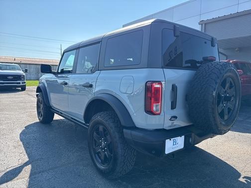 2023 Ford Bronco BLACK DIAMOND