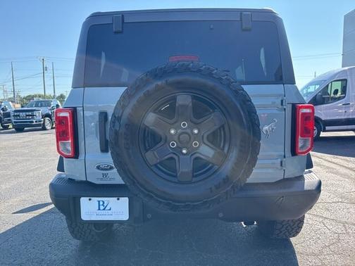 2023 Ford Bronco BLACK DIAMOND