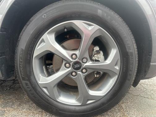 2023 Ford Escape ST-LINE