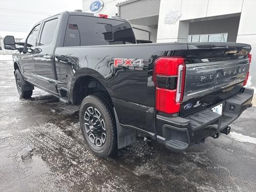 2023 Ford F-350 PLATINUM