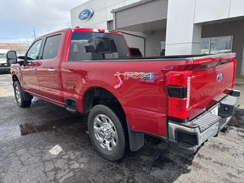 2024 Ford F-350 LARIAT SUPER DUTY