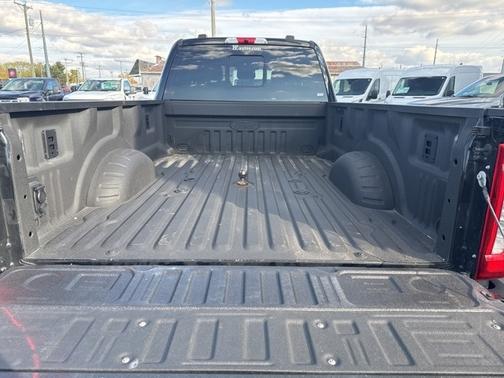 2024 Ford F-350 LARIAT SUPER DUTY