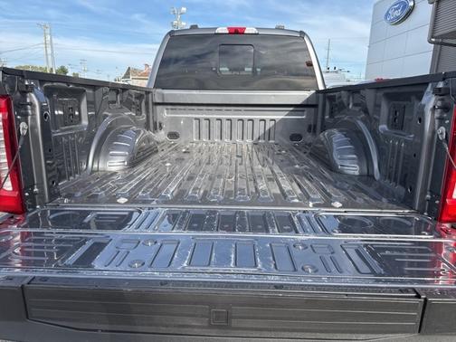 2025 Ford F-350 LARIAT SUPER DUTY