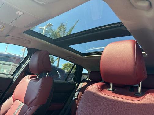 2025 Mazda CX-50 Hybrid Premium Plus Package