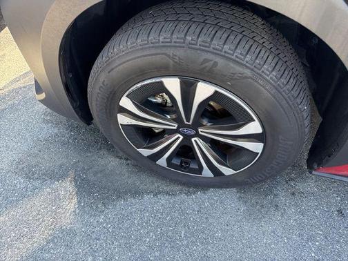 2023 Subaru Solterra Premium