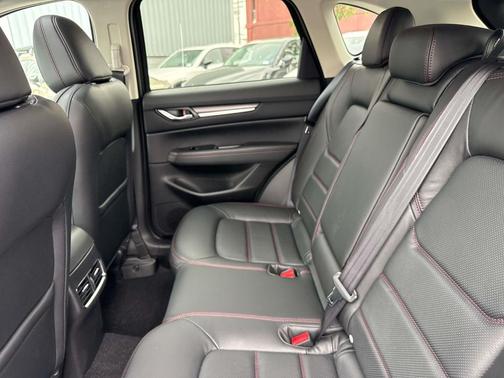 2025 Mazda CX-5 Carbon Edition