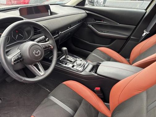 2025 Mazda CX-30 2.5 Carbon Turbo