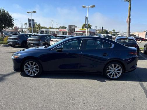 2019 Mazda Mazda3 FWD w/Preferred Package